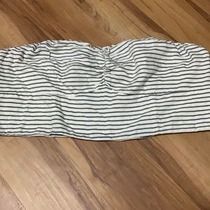 American Eagle Crop Top